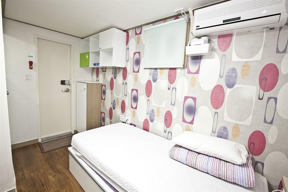 24 Guesthouse Edae Seoul Eksteriør bilde