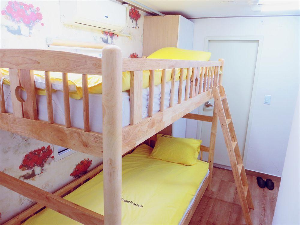 24 Guesthouse Edae Seoul Eksteriør bilde