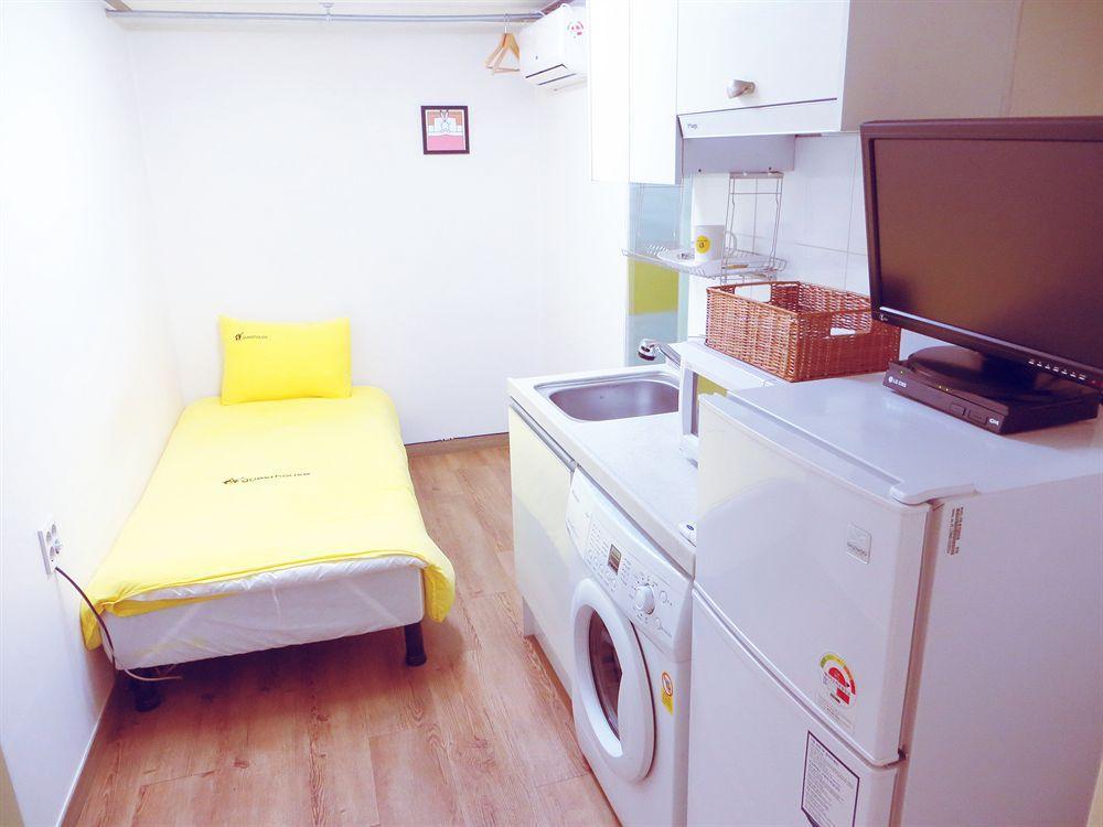 24 Guesthouse Edae Seoul Eksteriør bilde