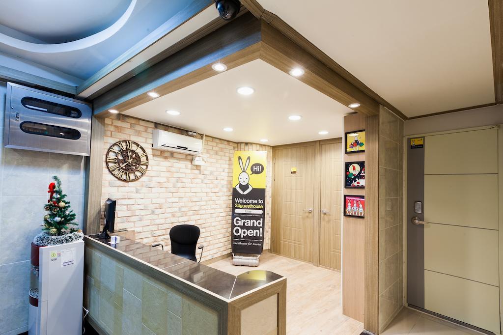 24 Guesthouse Edae Seoul Eksteriør bilde