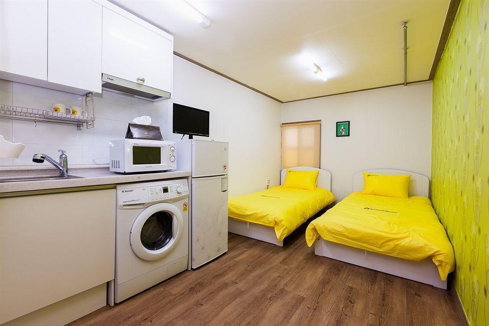 24 Guesthouse Edae Seoul Eksteriør bilde